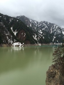富山旅行記２日目後半（黒部湖～ばさら）ゴールデンウィークの黒部湖・黒部ダムは大混雑